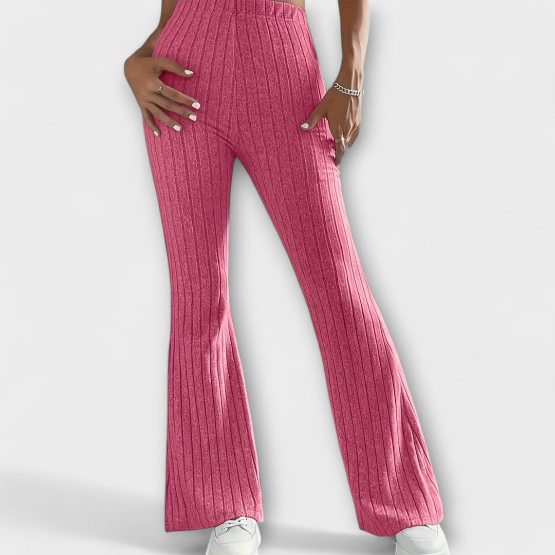 Luretta – Pantalones acampanados con estructura fina