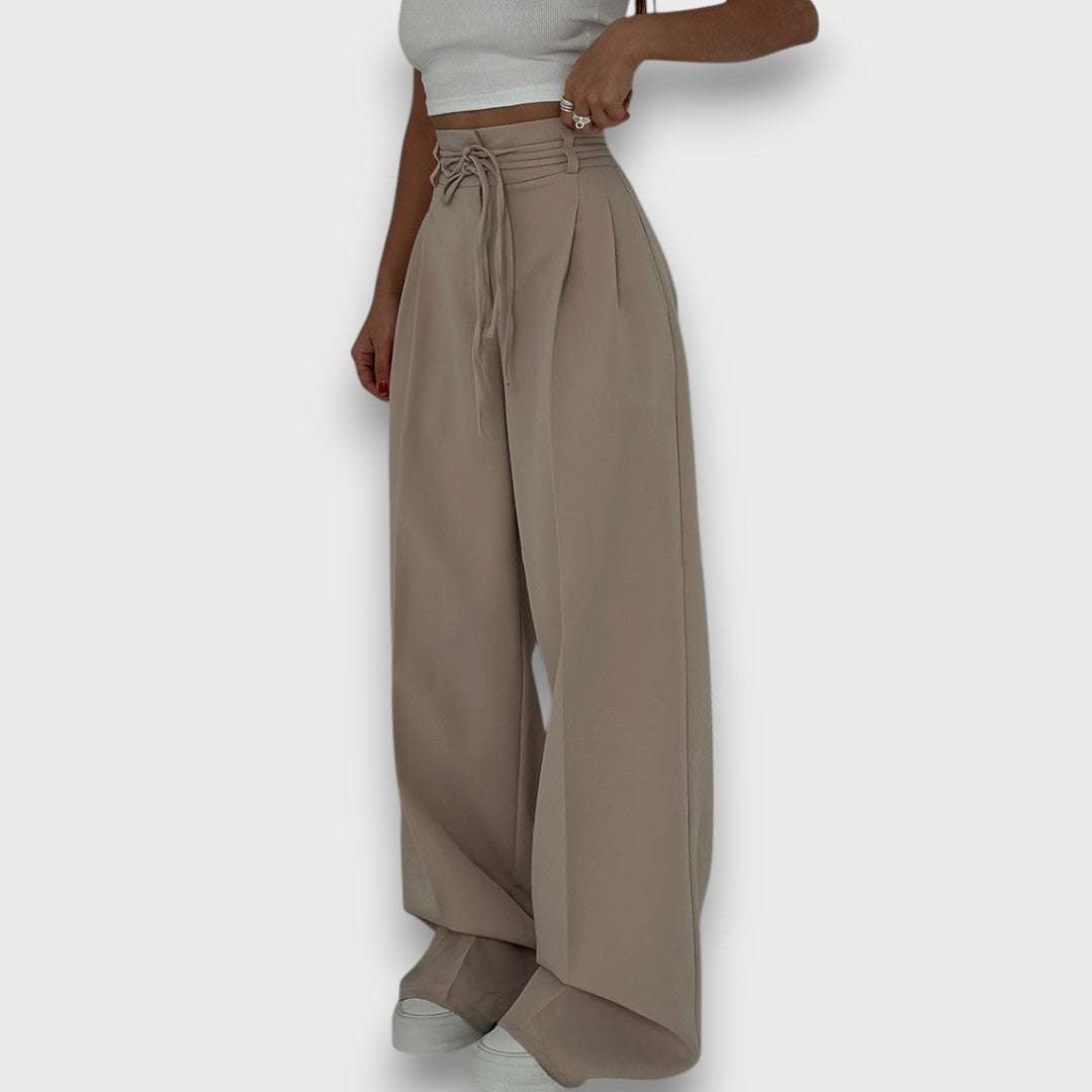 Giva – Pantalones con elegancia relajada