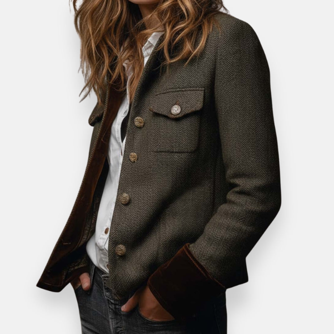Valeria – Chaqueta estructurada con botones