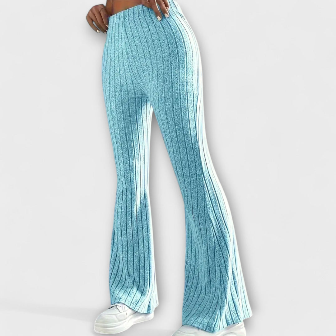 Luretta – Pantalones acampanados con estructura fina