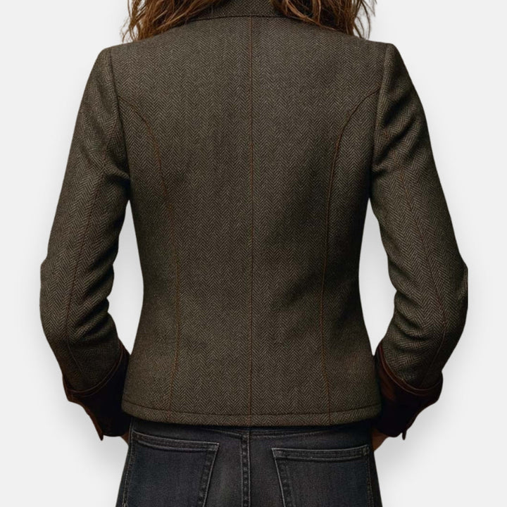 Valeria – Chaqueta estructurada con botones