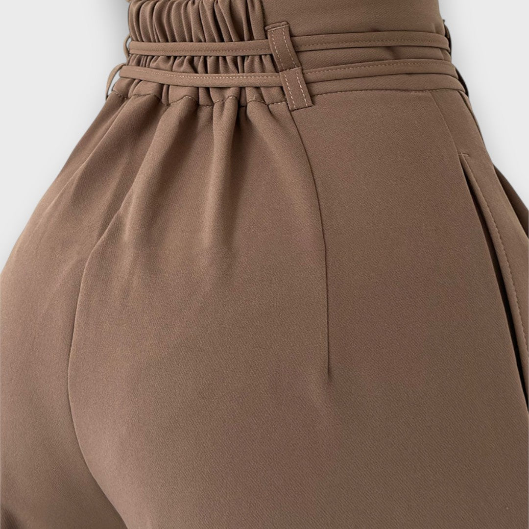 Giva – Pantalones con elegancia relajada
