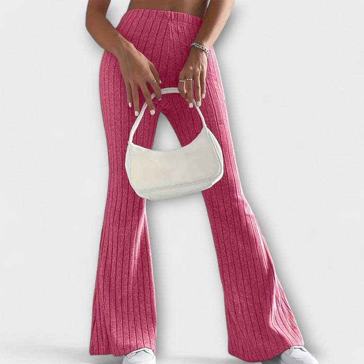 Luretta – Pantalones acampanados con estructura fina