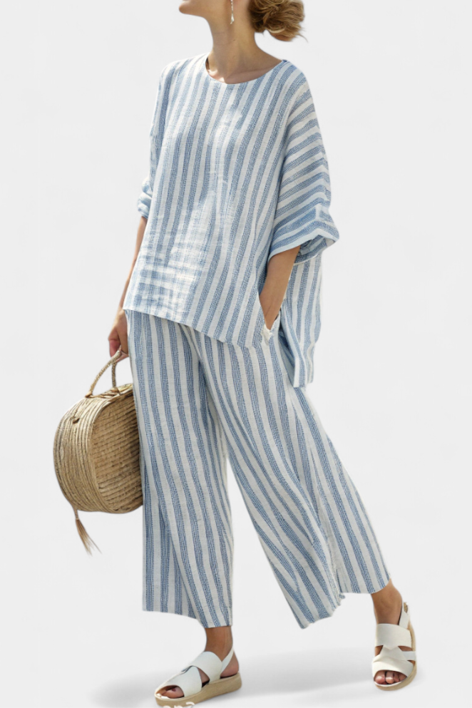 Federica – top de lino a rayas azules sofisticado y pantalones relajados