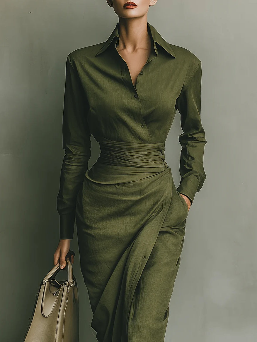 Kaelynne – Vestido Cruzado con Cuello Delgado
