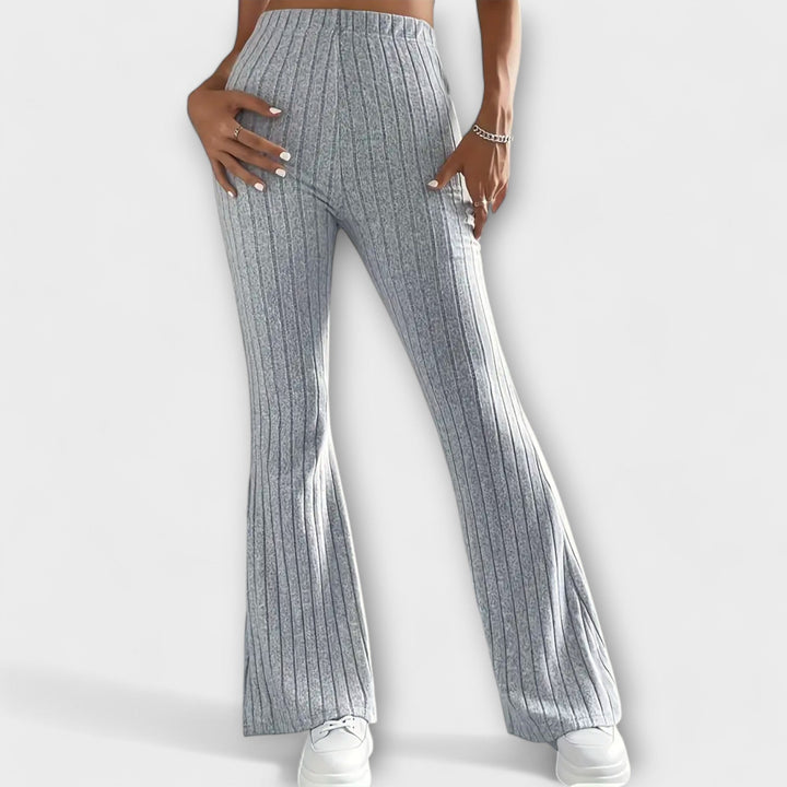Luretta – Pantalones acampanados con estructura fina