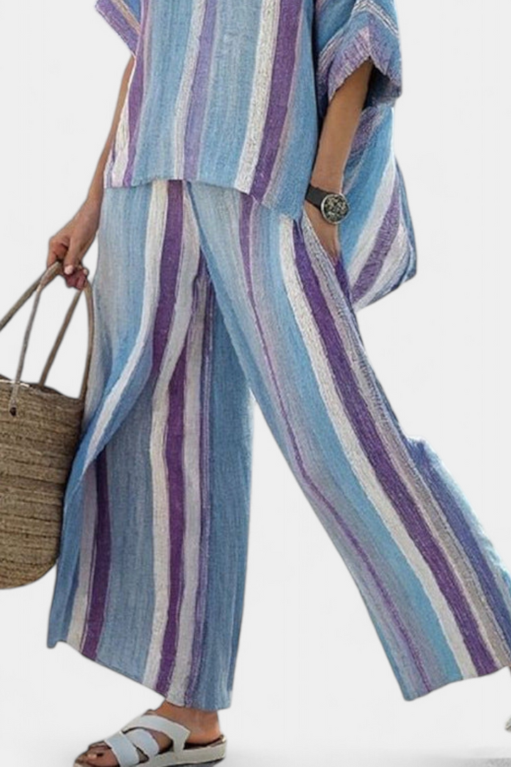 Ginevra – top pastello mauve elegante y pantalones de lino a rayas
