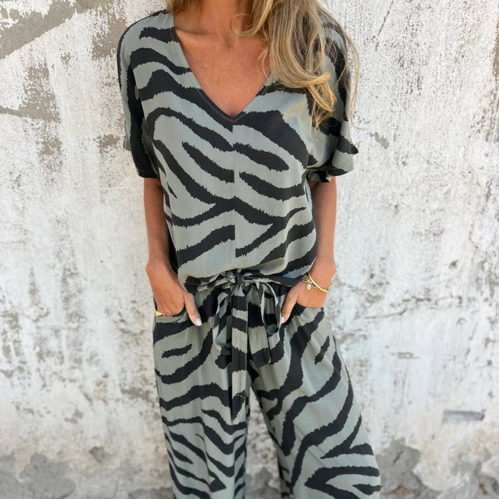 Wynn - Conjunto de dos piezas estampado salvaje